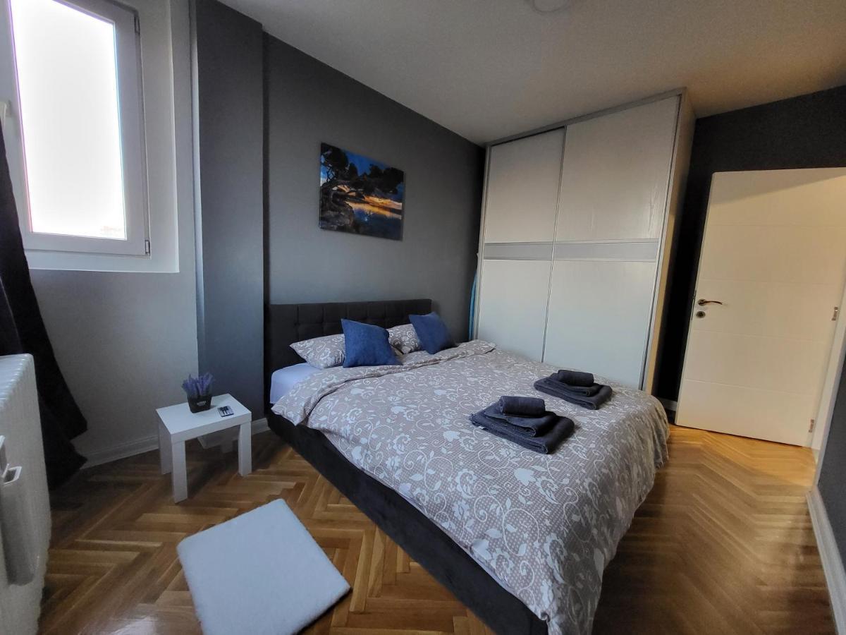 Grey Apartment Belgrad Exteriör bild